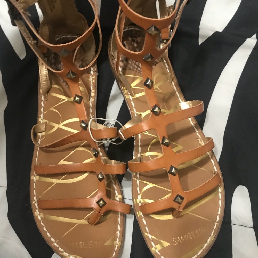 Brand New Sandals ! NEVER BEEN WORN